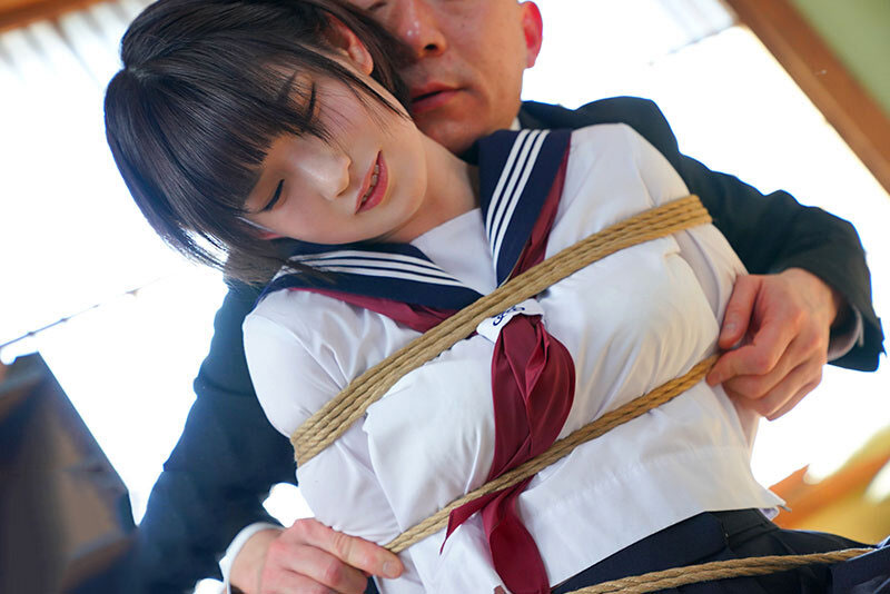 MUDR-228 Cosplay as a schoolgirl to have sex with her father-in-law